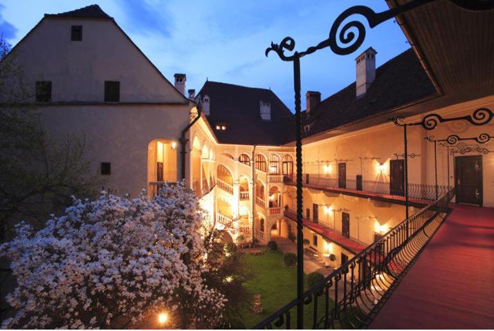 Schlosshotel Obermayerhofen Sebersdorf Buitenkant foto