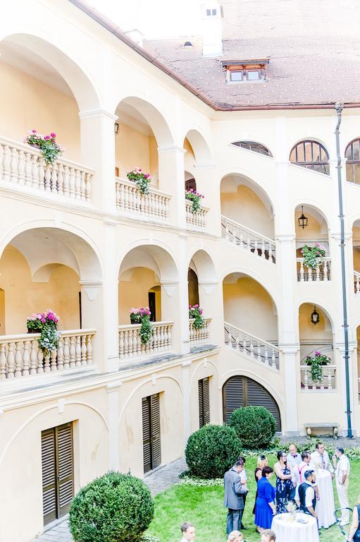 Schlosshotel Obermayerhofen Sebersdorf Buitenkant foto