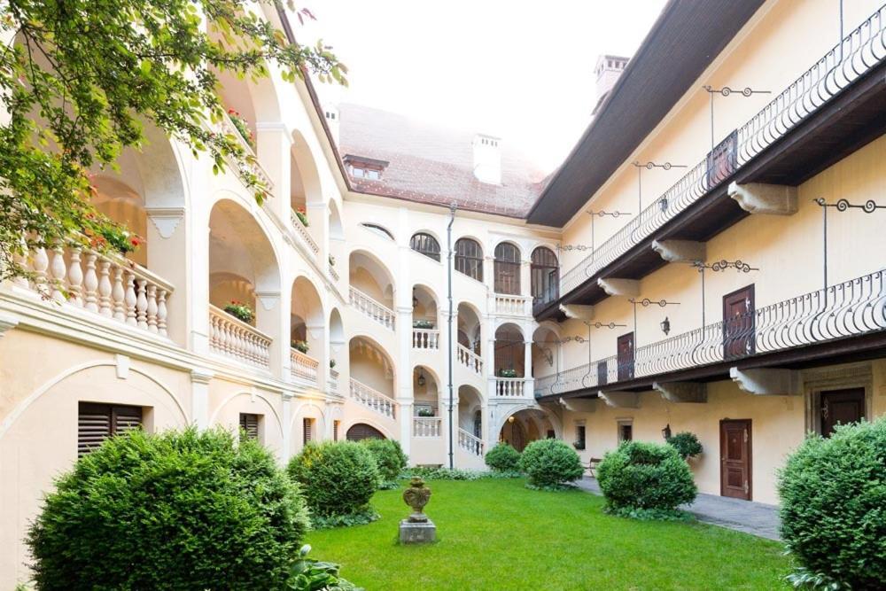 Schlosshotel Obermayerhofen Sebersdorf Buitenkant foto